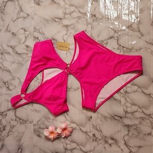 NWT Hilinker Women's O Ring Cutout One Shoulder Swimsuit